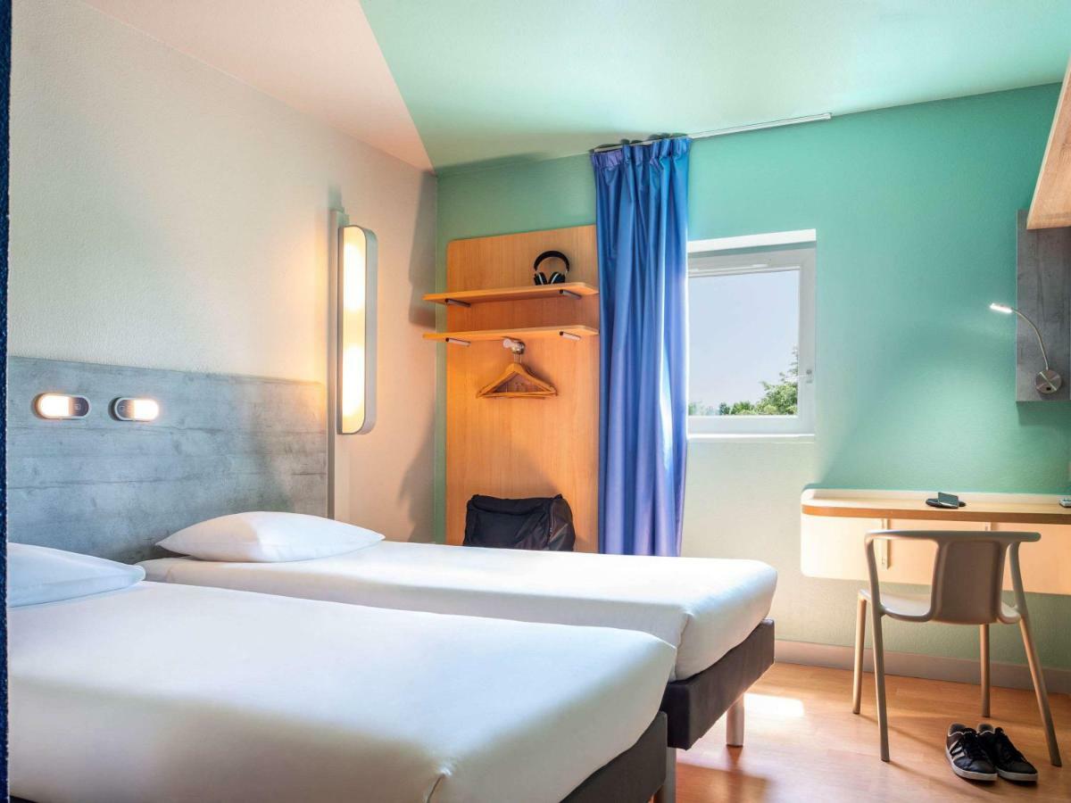 ibis budget Grigny Centre Buitenkant foto